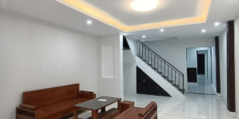 Nhà ngộp mùa Euro, Trung tâm thành phố - gần Đống Đa, Nguyễn Du chỉ 4,6 tỷ.