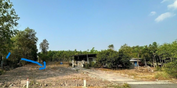 Lô góc 2 mặt tiền 484m2 (thổ cư). Gần TTHC huyện, 500tr. SHR