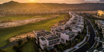 View sân golf siêu đẹp - cuộc sống thượng lưu tại villa golf wynhdam