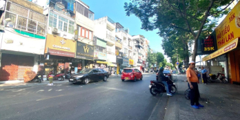 MẶT TIỀN KINH DOANH SẦM UẤT – ĐOẠN VIP NHẤT - LÊ VĂN SỸ P1, QUẬN TÂN BÌNH