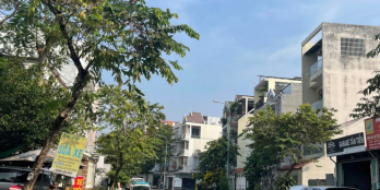 Bán Nhà Mặt tiền 3 tầng , đường Lã Xuân Oai, Long Trường, Quận 9 giá nhỉnh 5 tỷ