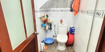 BÁN NHÀ 32M2 2 TẦNG HẺM XE HƠI 1/  ĐƯỜNG CHIẾN LƯỢC BÌNH TRỊ ĐÔNG BÌNH TÂN