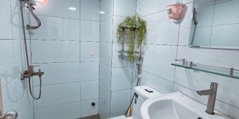 Phòng có gác HUỲNH VĂN BÁNH, PHÚ NHUẬN
Gần trung tâm thuận tiện đi lại