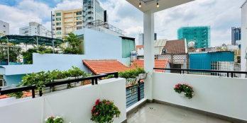 Phú Nhuận, Huỳnh Văn Bánh, P12, 29m2, 5 tầng mới đẹp, nhỉnh 7 tỷ