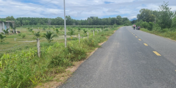 Bán 4068m2 đất ONT Đường Lê Quang Định- TX LaGi Gía ngợp 350tr/m ngang View Biển