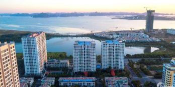 Bán căn Penthouse 2 tầng 240m2 view Biển mặt đường trung tâm du lịch Hạ Long