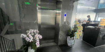 68 tỷ - HĐT 200 triệu, tòa nhà 8 tầng Nguyễn Cửu Vân, Bình Thạnh. 8x25m