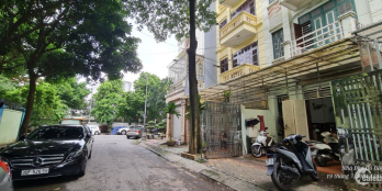 Bán nhà phố Phạm Tuấn Tài, Cầu Giấy. 52m*5t, Mt 7m, 17.9 Tỷ. Gara ôtô, Ở và làm