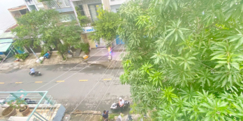 HÀNG NGỘP - Bán gấp nhà mặt tiền 42 Phan Huy Thực Q7