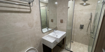 Cho thuê căn 2 ngủ không đồ Hoàng Huy Commerce giá 5.5 triệu