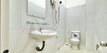 Phòng ban công to giáp thuận tiện đi đến Q1 Q3