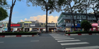 Chung cư Quận 5 TPHCM tầng trệt-60m2-3 PN -giá rẻ 2 tỷ 400