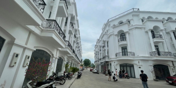 Nhà Mặt Tiền Siêu Đẹp, Giá Tốt tại Tây Ninh