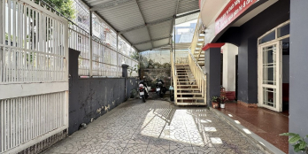 Cần bán gấp căn Biệt thự 300m2, 12x25m, đường Nguyễn Gia Trí, P.25, Q.Bình Thạnh