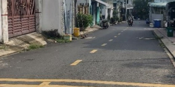 Bán Nhà Mặt Tiền KD, Dòng Tiền 8Tr/Th ,70m2, Đ 102, Q9. Giá Nhỉnh 4 Tỷ