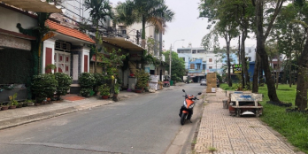 KHÁCH SẠN VIEW CÔNG VIÊN MT KDC VĨNH LỘC 500M2, 20P, THU NHẬP CAO, BANK DÍ BÁN G