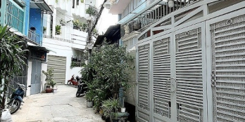 HẺM XE HƠI ĐỖ CỬA - CÁCH MẶT TIỀN 2 CĂN - 30M - 4 TẦNG - NHỈNH 5 TỶ - P6 BT