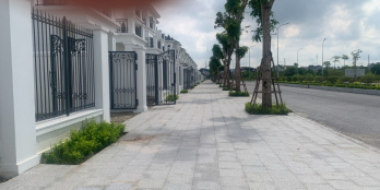 Bán căn biệt thự á hậu, BT3.2 mặt tiền 9m, Đông Nam, gara ô tô, đường 28m