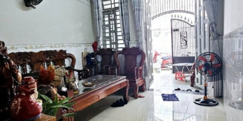 Ngay MT Đường 11 Linh Xuân, 1 Trệt 1 Lửng 3PN, 64M2, Chỉ 4 Tỷ 2