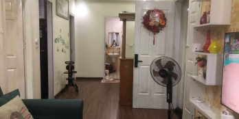 Chính chủ chuyển nơi sống cần bán căn hộ 2Pn 68m2 trung tâm Bãi Cháy, Hạ Long.