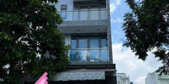 bán nhà phố 4 tỷ ngay mặt tiền đường