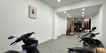 PHÚ NHUẬN MẶT TIỀN KD HUỲNH VĂN BÁNH P12- 54m2- 4 TẦNG NHỈNH 17 TỶ