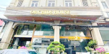 Bán tòa CHDV mặt tiền đường số Tân Quy Quận 7