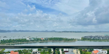 Bán căn hộ 2Pn 72m2 View chính Biển trung tâm du lịch Bãi Cháy, Hạ Long.