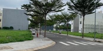 Bán lô đất 6x17m lô góc 2MT KDC Icon Central, vị trí đẹp, giá 3,9 tỷ còn thương