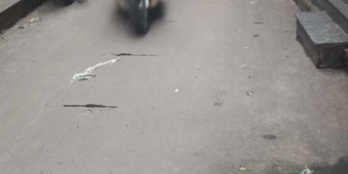 4 tỷ hơn xíu có nhà Đội Cấn. Nhà còn khá mới. 3 tầng, 2 ngủ, 3 vs. Bếp, sân phơi