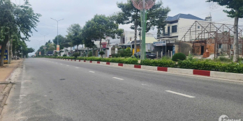 bán nhà 1 trệt 1 lầu ngay chợ Tân An, Thị Xã LaGi. đường thống nhất DT 7x40