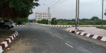 Khách Ngộp lô góc 2 mặt tiền 32m, giá tốt , ngay Quốc lộ 50