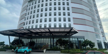 Cho thuê căn hộ biển cách Sân Bay Quốc Tế Cam Ranh chỉ 5 phút, full dịch vụ giá