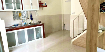 Bán nhà ngay chợ đầu mối nông sản Thủ Đức - 80m2 2PN - SHR hoàn công - 3ty4 TL