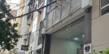 Nhà đẹp hàng xóm UBND quận Tây Hồ. Ô tô tránh, gần Hồ ở sướng. 79m*7t thang máy