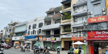 Bán nhà góc 2MT Nguyễn Gia Trí , phường 26, Q Bình Thạnh, DT 10x20m , 5 tầng , H