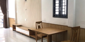 Nhà Hiếm KHó Tìm- HXH Thông - Gần Chợ Phạm Văn Bạch - Tân Bình - DT 40M - 2 Tầng