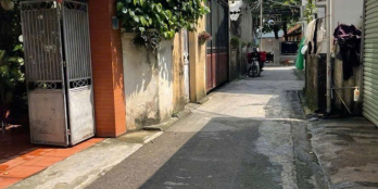 siêu hiếm-rẻ đẹp-ngõ thông-ô tô đỗ cửa- gần Vinhome Riverside