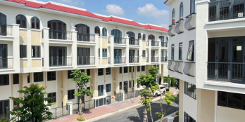 CHÍNH CHỦ CẦN BÁN NHANH Nhà phố Senturia Nam Sài Gòn - LK Phú Mỹ Hưng