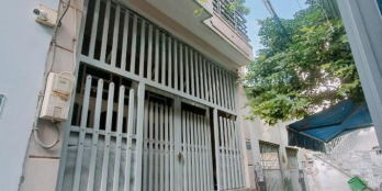 Nhà đẹp cạnh trường cao đẳng công thương chỉ 3,xx tỷ.