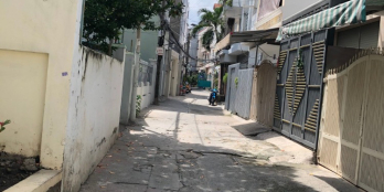 Bán nhà sát Hẻm xe hơi Đinh Tiên Hoàng P1 BT giá chỉ tầm 100tr/m2