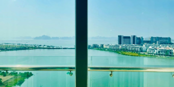 Chính chủ cần bán căn hộ 2Pn 76m2 View Biển trung tâm du lịch Bãi Cháy, Hạ Long.