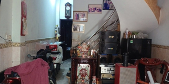 Tân Phú Giáp Quận 11- hẻm 4m - 3 tầng 5PN nở hậu giá chỉ 4 tỷ hơn.