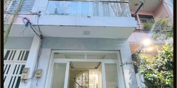 Top nhà vị trí đẹp 4 x 14m 1 trệt 3 lầu Cao Thắng Q10 TP.HCM