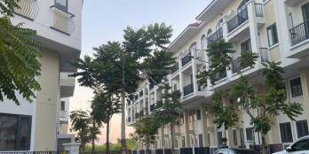 Nhà Phố Senturia Nam Sài Gòn, Chính Chủ cần bán ngay, cách tt Quận 1 chỉ 10p