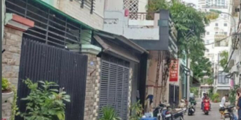 Nhà bán hẻm xe hơi, gần biển, đường Biệt Thự