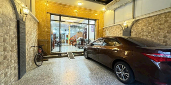 BDS  HVL Bán Nhà 1 trệt 2 lầu 1 Tum Sân thượng Vị trí  1/ đường  Đô Xuân Hợp