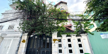 Biệt thự khu vip D2 - Bình Thạnh - 7x20 - sổ vuông A4 - 4 tầng - hẻm nhựa 12m