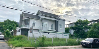 CẦN BÁN LÔ 2 MẶT TIỀN THỊ TRẤN CỦ CHI GIÁ NGỘP 450TR FULL THỔ SHR