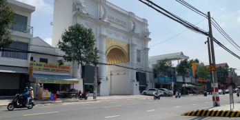 Bán nhà mặt tiền Phạm Văn Thuận vị trí cực đẹp, chiều ngang 10,5m x 42m